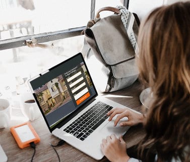 builder-laptop-view-1